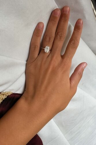 14K Yellow Gold Hidden Halo Oval Moissanite Wedding Ring photo review